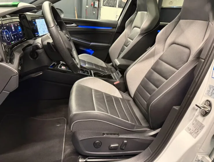 Volkswagen Golf Premium