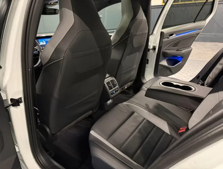 Volkswagen Golf Premium