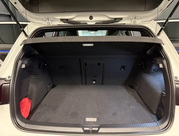 Volkswagen Golf Premium