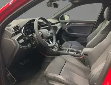 Audi Q3 45 TFSI e S line 45 TFSI e S tr. °K NA quattro