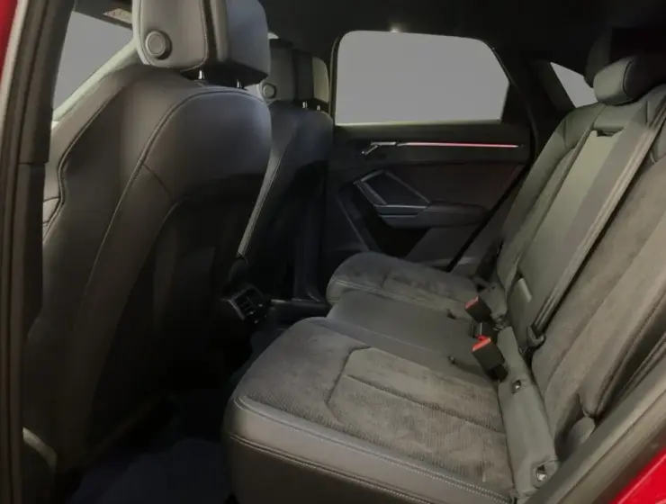 Audi Q3 45 TFSI e S line 45 TFSI e S tr. °K NA quattro
