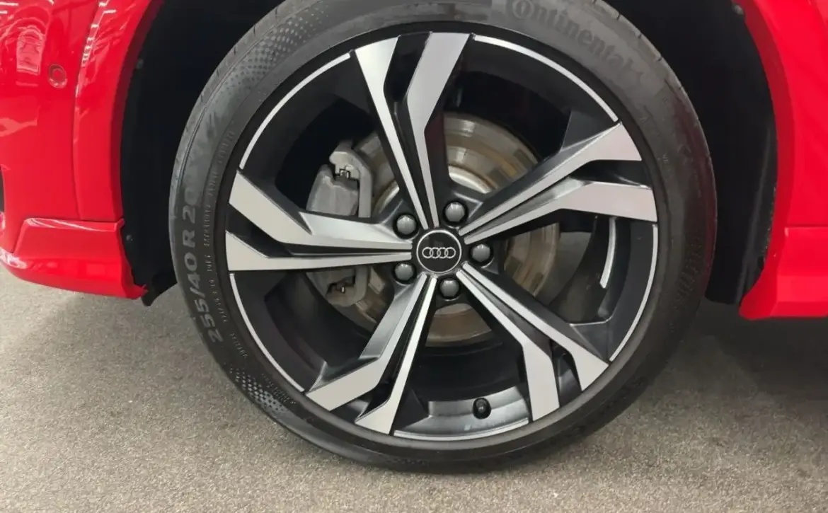 Audi Q3 45 TFSI e S line 45 TFSI e S tr. °K NA quattro